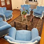 Ξενοδοχείο Grand & Des