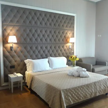 Hotel Grand Hotel&des