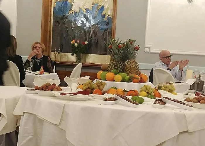 Grand & Des Ξενοδοχείο 4*