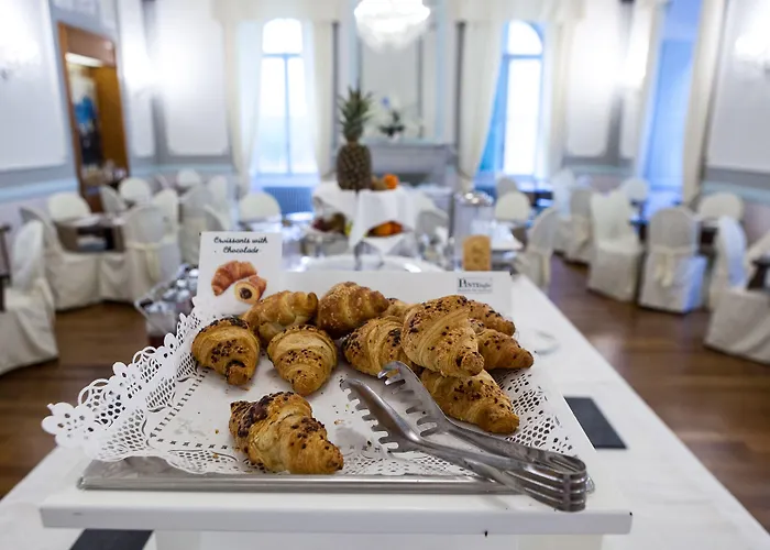 Grand & Des Hotel 4*